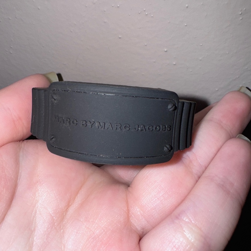 Marc by Marc Jacobs Black Rubber Bracelet